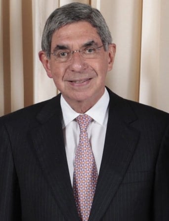 Oscar Arias Sánchez, By Official White House Photo by Lawrence Jackson (Crop of File:Oscar Arias Sanchez with Obamas.jpg) [Public domain], via Wikimedia Commons