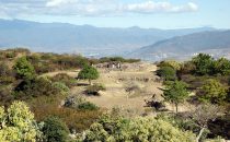 Monte Albán Blick auf Grab 7, Mexiko